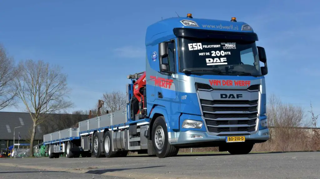 Van der Werff Logistics neemt 200e DAF Trucks in gebruik featured image