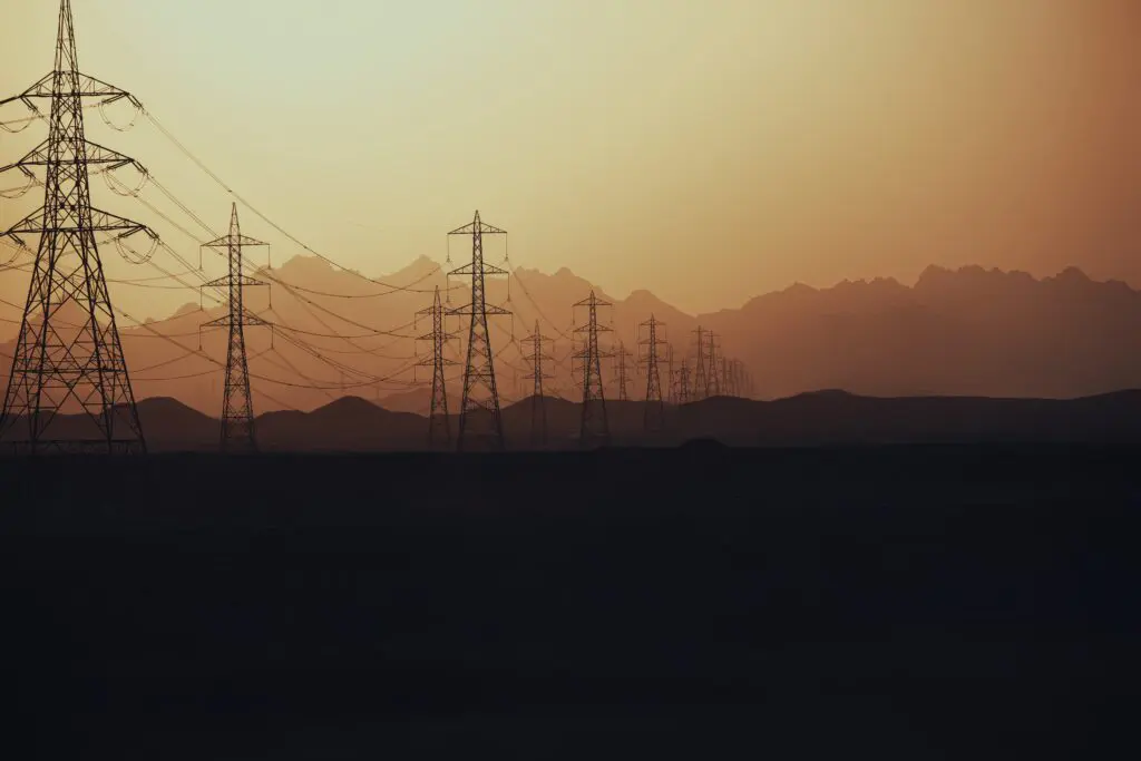 ‘Stroomnet is alleen op papier vol; slim energiegebruik geeft bedrijven ruimte’ featured image