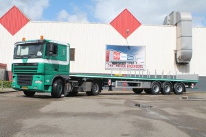 Open laadbakken Betonijzerbuigcentrale (1)