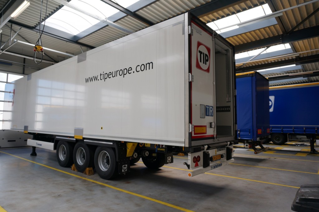 ‘APK-keuring trailers moet ook in buitenland mogelijk zijn’ featured image