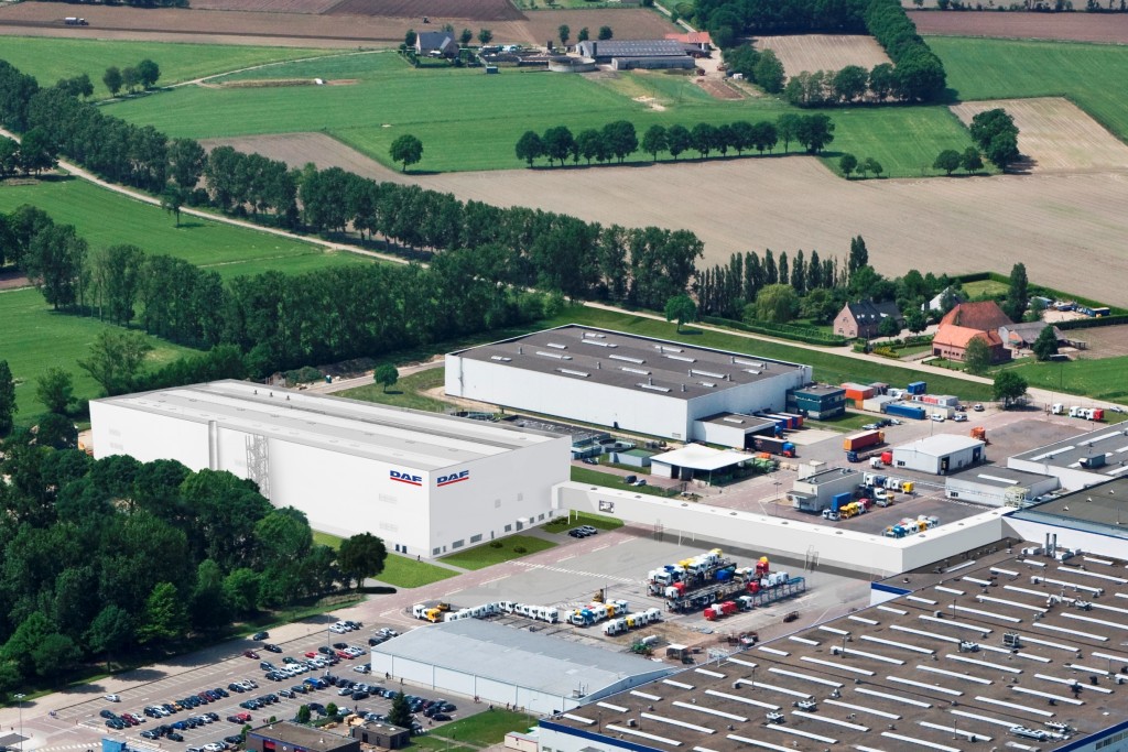 Belgi‘, Oevel, DAF fabriek