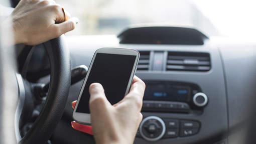 Chauffeurs: ‘Appen achter het stuur de boete niet waard’ featured image