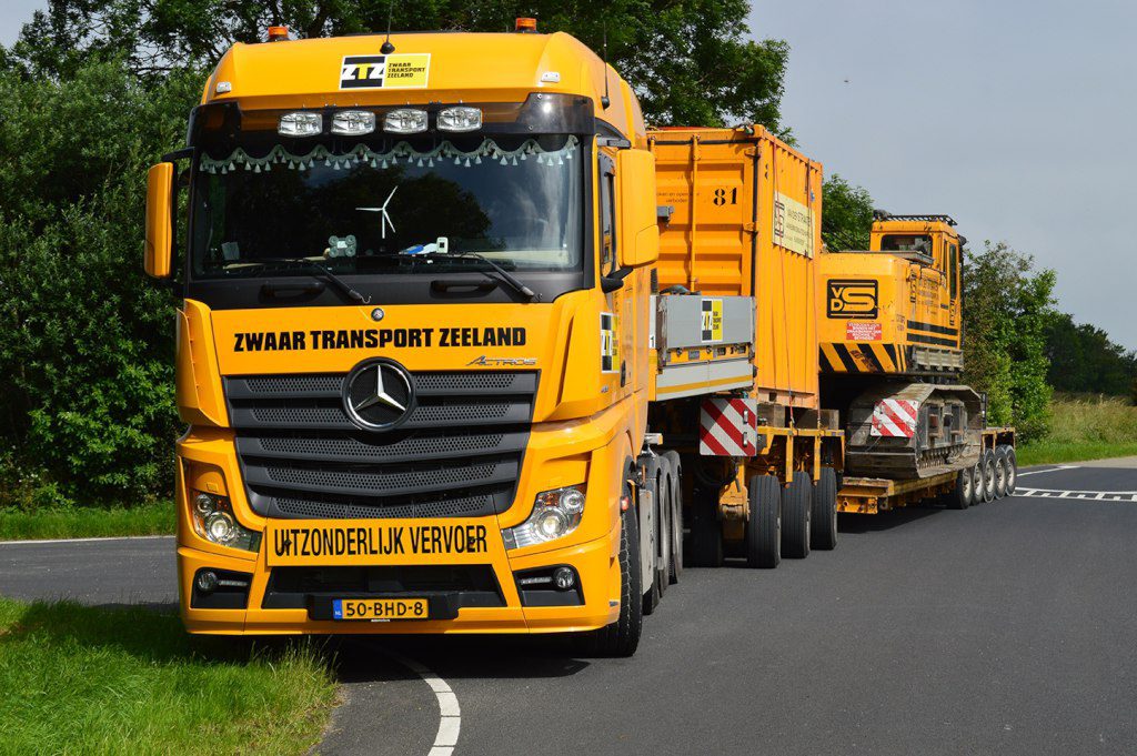 Heavy Actros voor Zwaar Transport Zeeland • TTM.nl