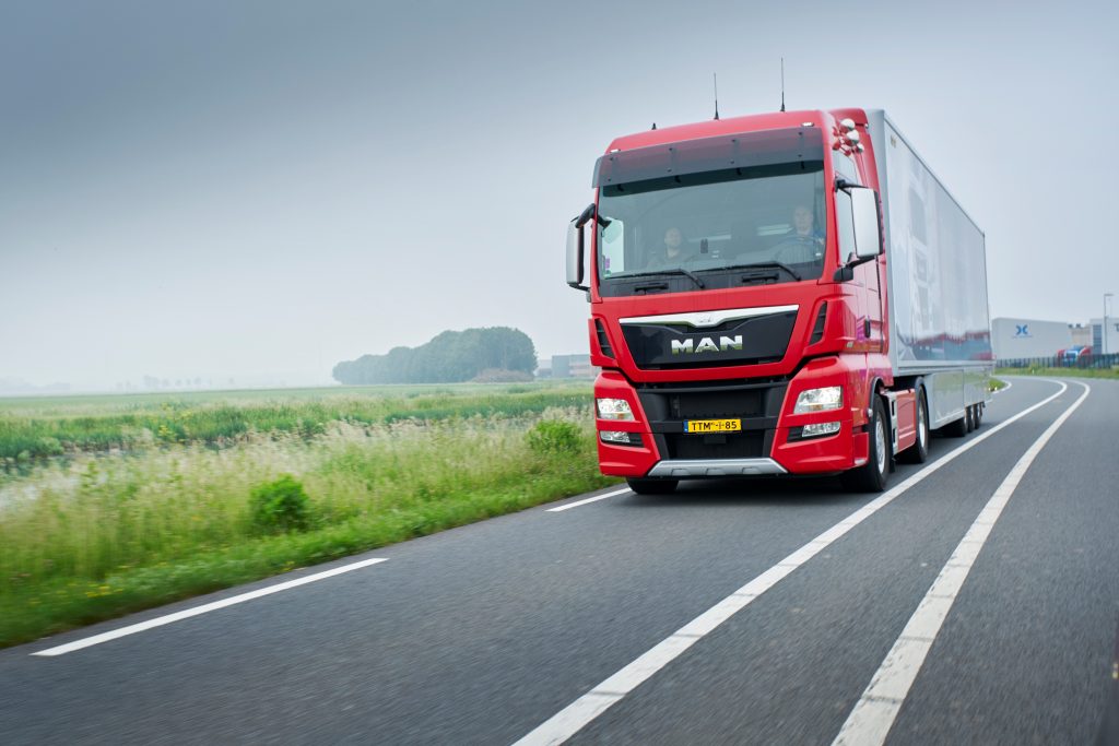 Test MAN TGX 18.560 4×2 XXL featured image