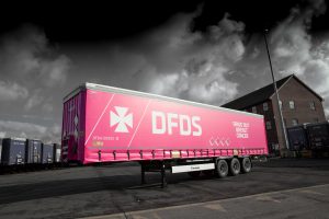 dfds_pink-trailer_2