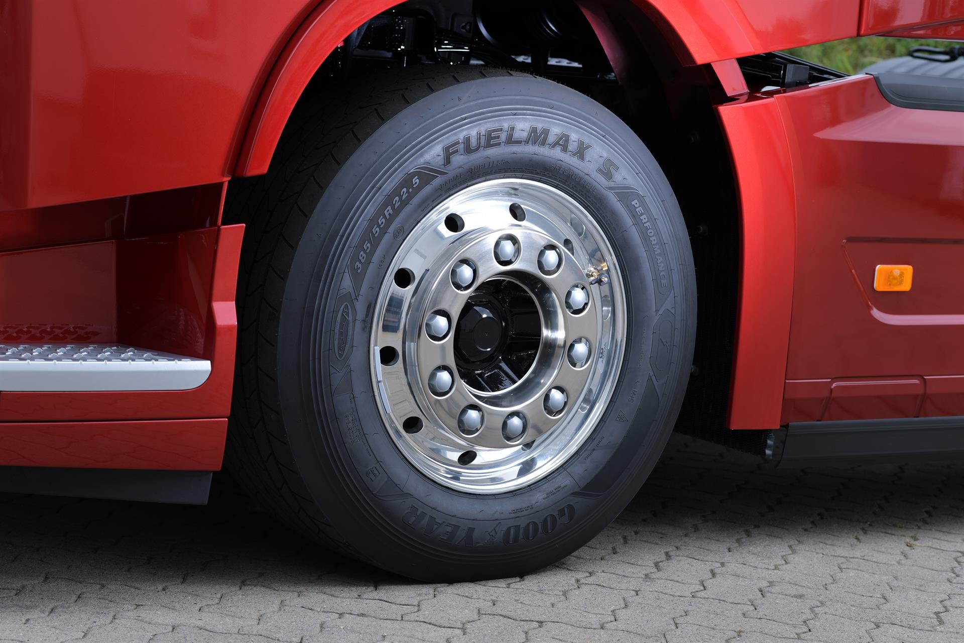 Goodyear introduceert FuelMax Performance banden • TTM.nl