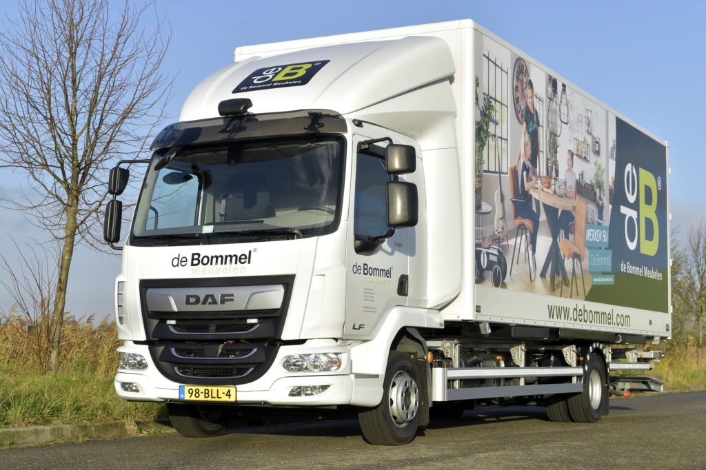 Meubels afleveren gaat prima met een DAF LF featured image
