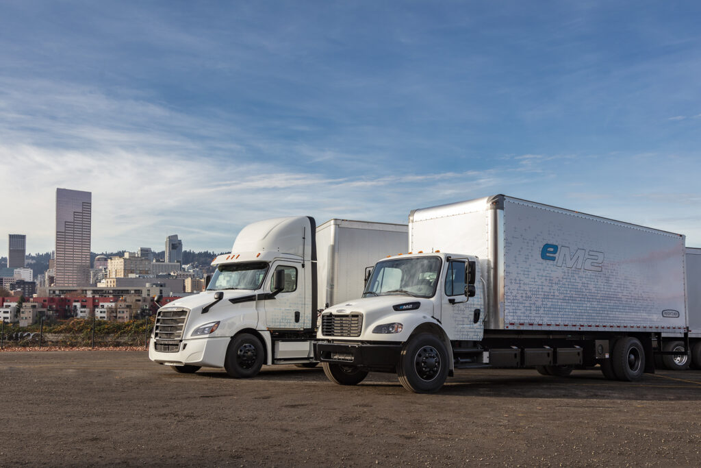 Daimler breidt testvloot elektrische Freightliners uit featured image