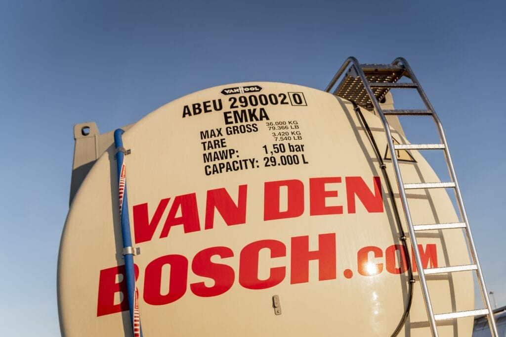 VIDEO – Van den Bosch presenteert High Volume Temperature Controlled-tankcontainer featured image