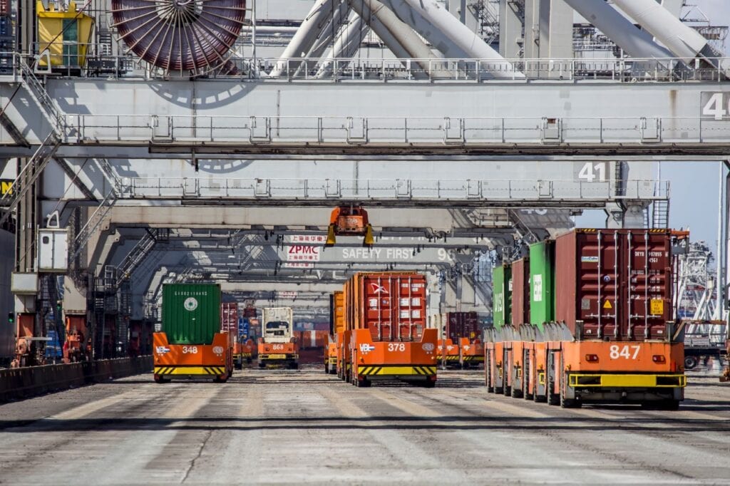 VDL krijgt order voor 77 AGV’s bij ECT featured image