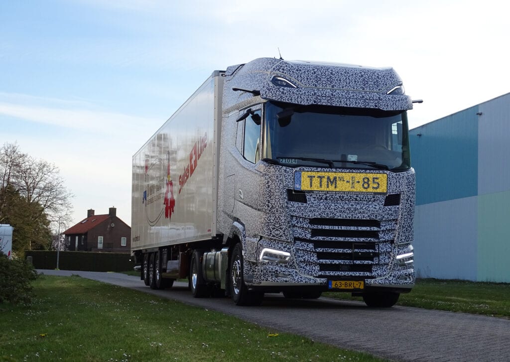 Foto’s: Nieuwe DAF’s zonder spiegels verschijnen op de weg featured image