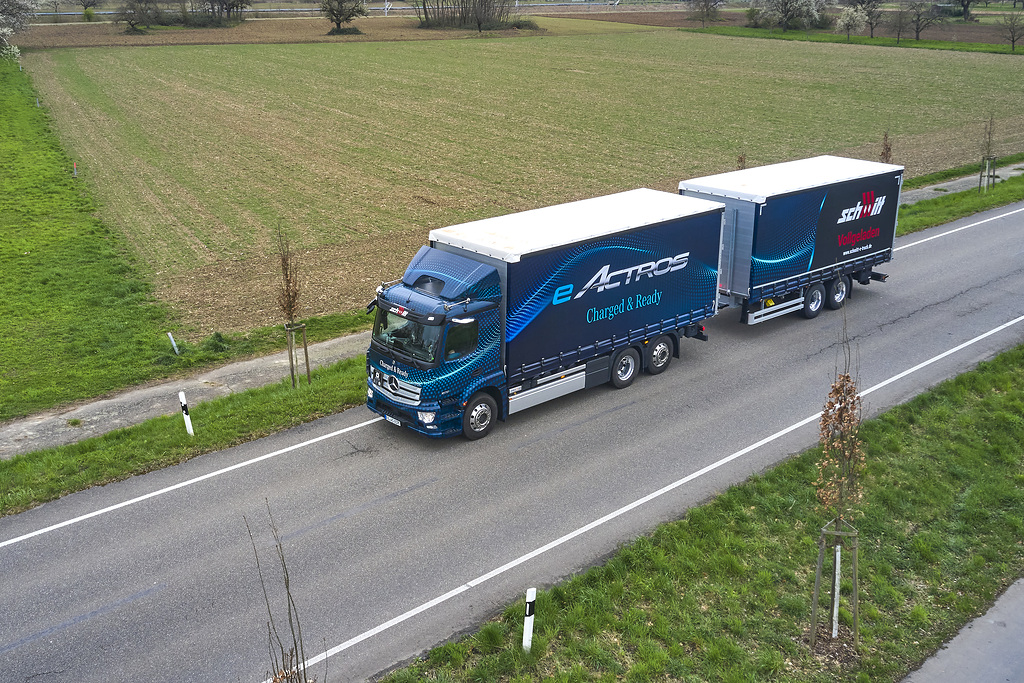 Foto’s: eActros nu ook als 40 tons combinatie featured image