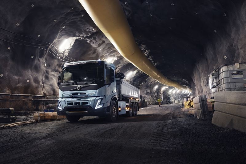 Volvo stopt elektrische trucks onder de grond featured image