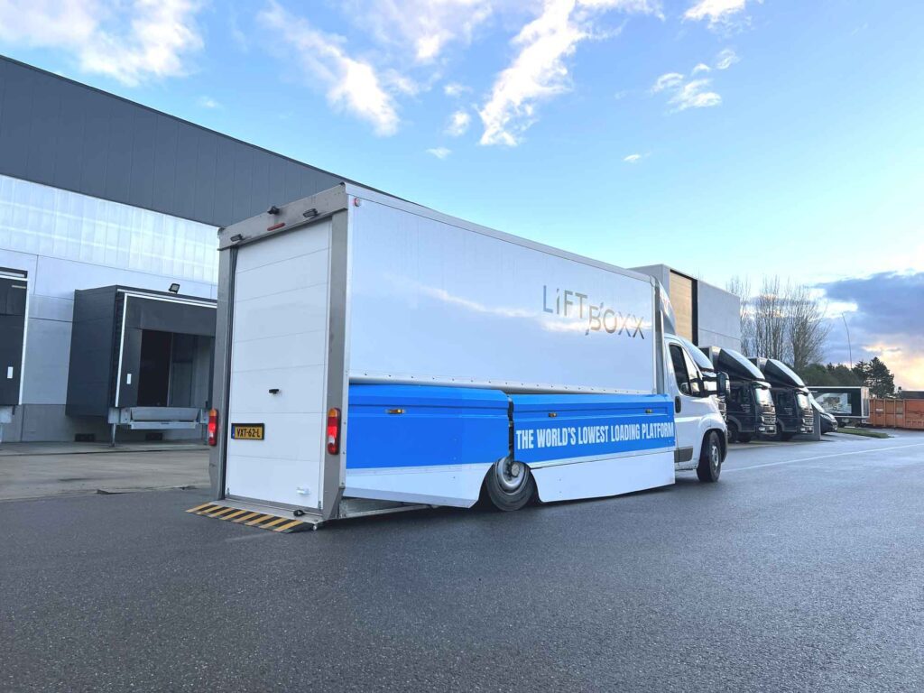 laden en lossen op het hoogste niveau (of juist laag bij de grond