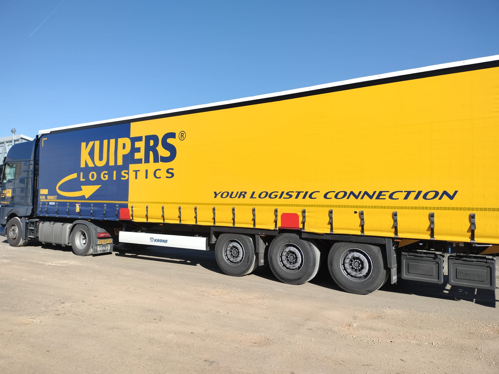 Kuypers Logistics in Italia con 10 nuovi semirimorchi Krone • TTM.nl