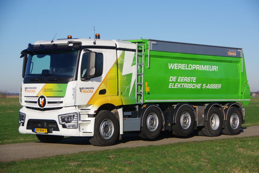Veldhuizen test volledig elektrische 49 tons 10×2 kipper featured image