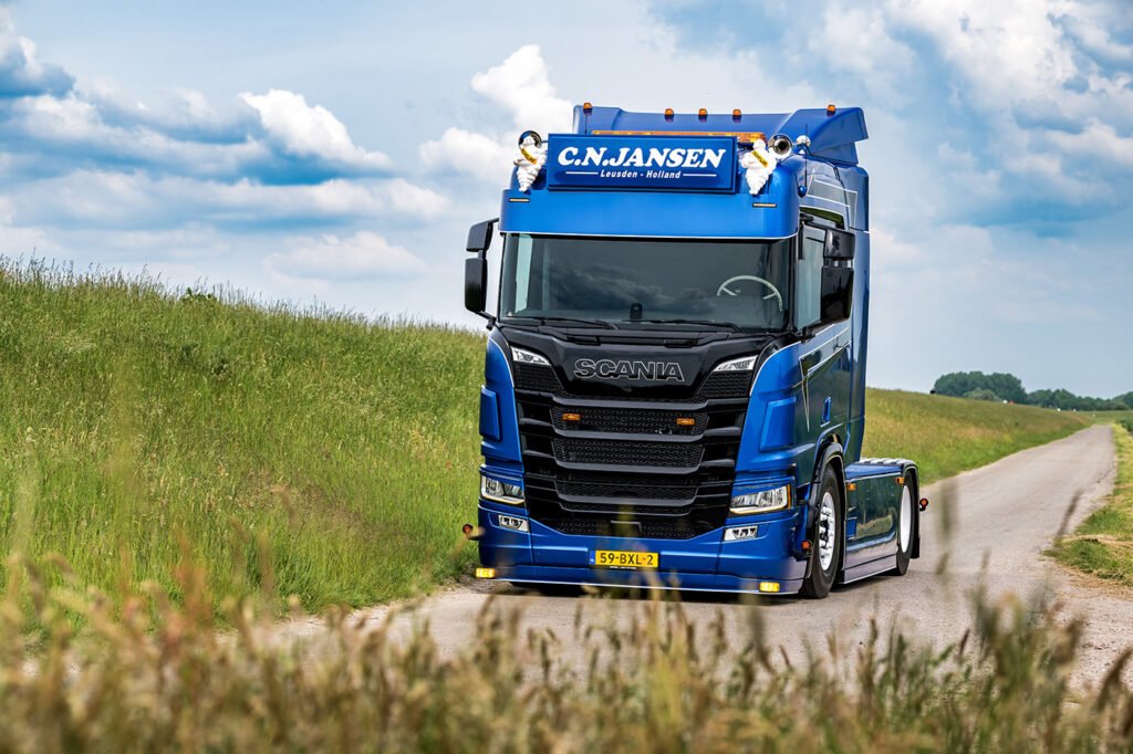 Casper Jansen wordt broodrijder met Scania Super featured image