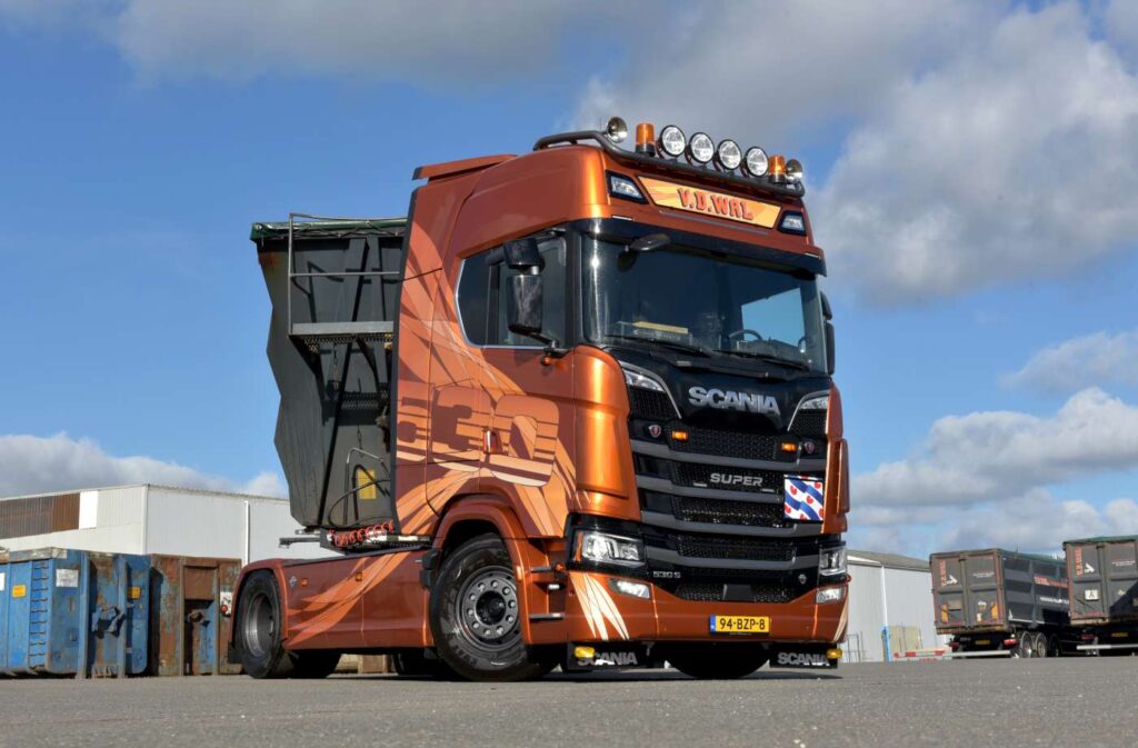 Van Der Wal is ‘on fire’ met Scania Svempa V8 featured image