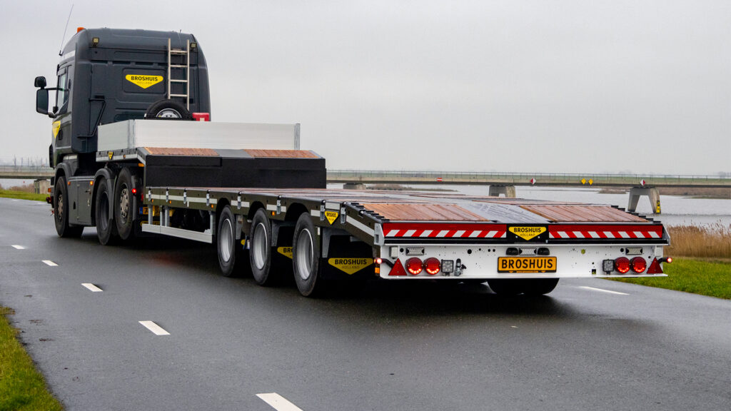 Broshuis introduceert vernieuwde naloop gestuurde semi diepladers featured image