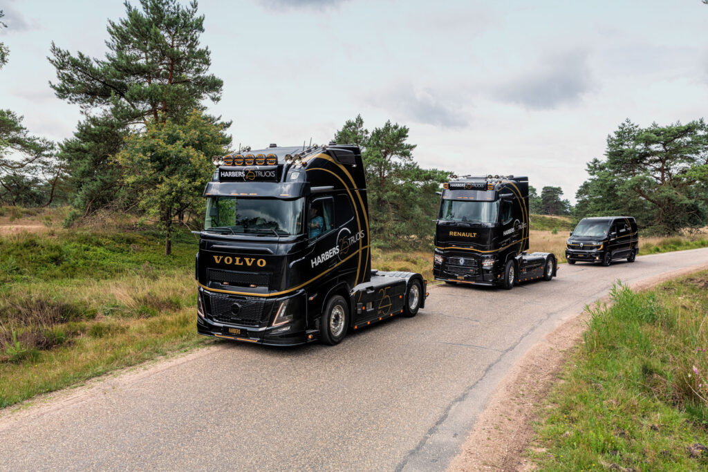 Harbers Trucks is 25 jaar en viert dat met special editions van Volvo FH Aero en Renault Trucks T High featured image